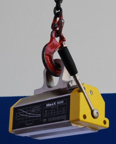 MaxX500 Hand controlled lifting magnet